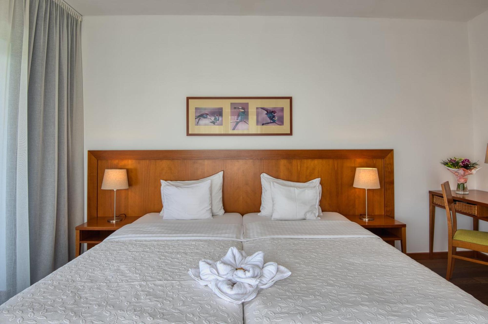 Tisza Balneum Hotel Тисафюред Экстерьер фото