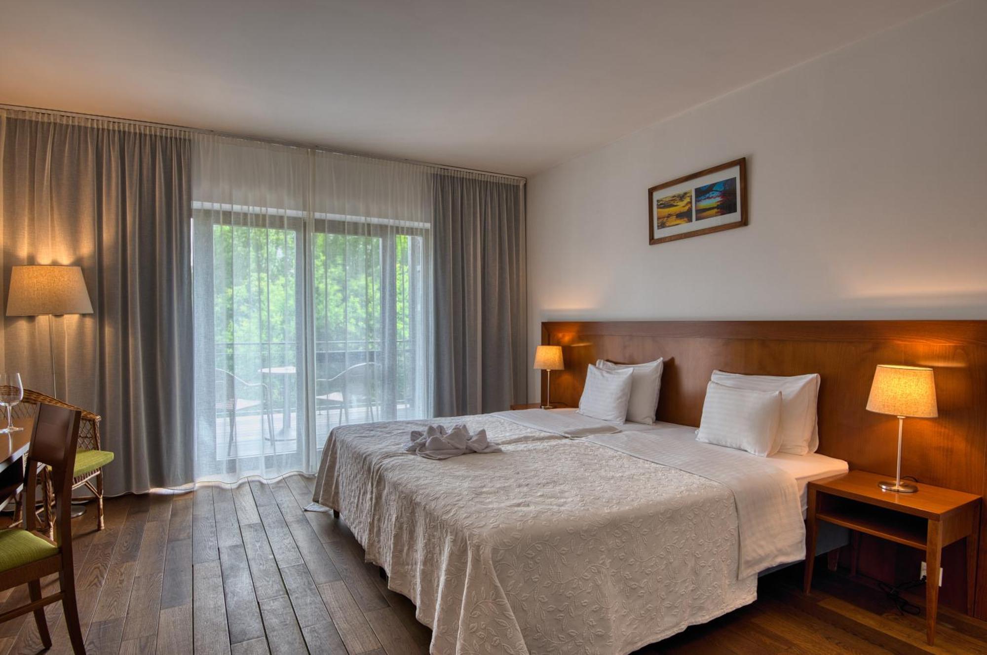 Tisza Balneum Hotel Тисафюред Экстерьер фото