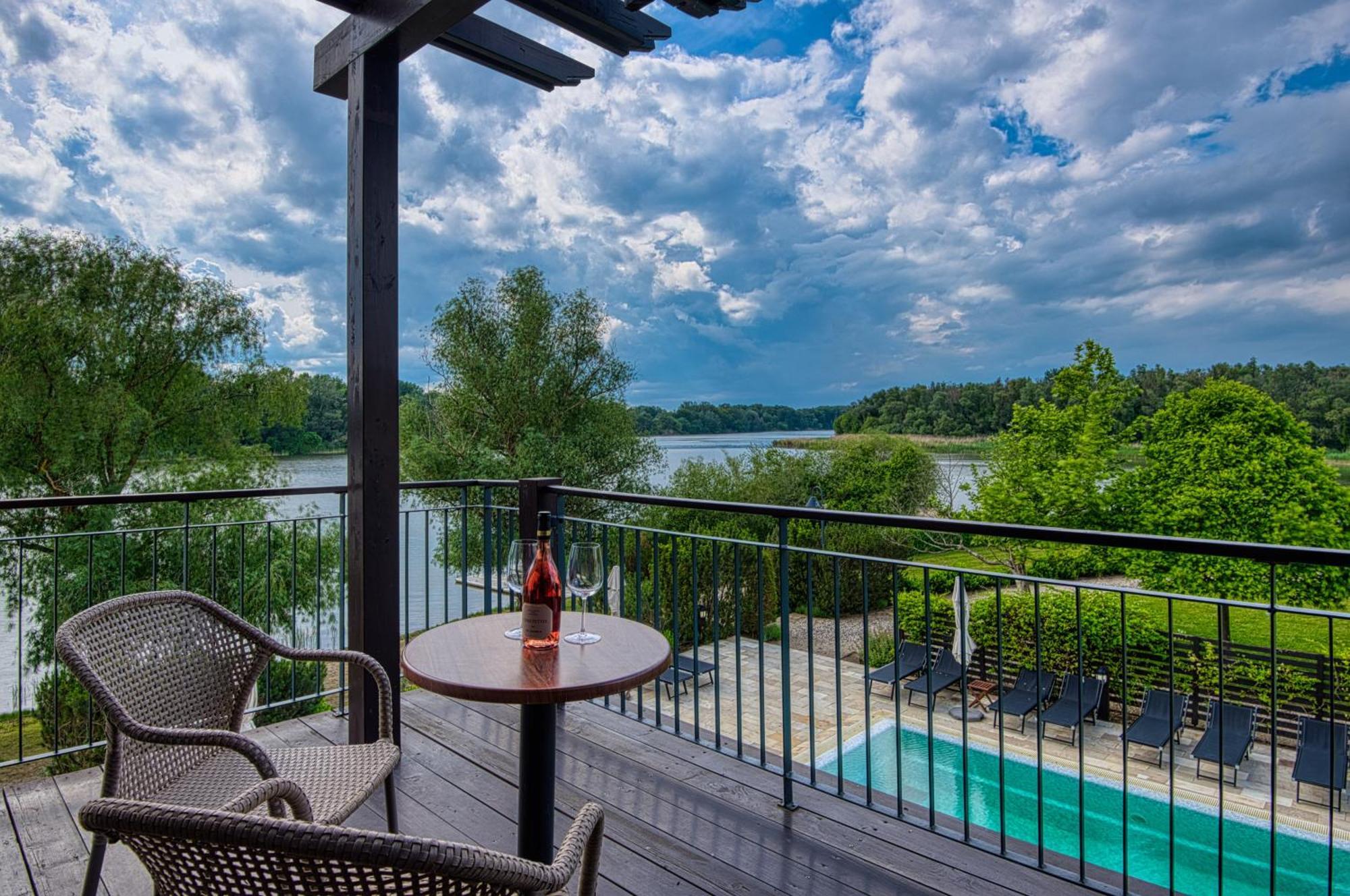 Tisza Balneum Hotel Тисафюред Экстерьер фото