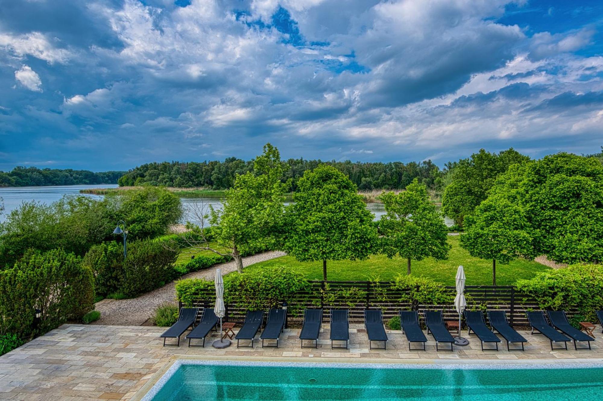 Tisza Balneum Hotel Тисафюред Экстерьер фото