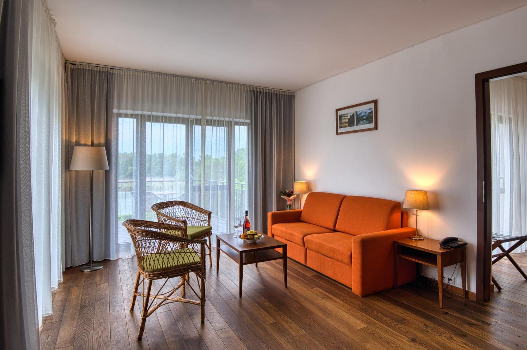 Tisza Balneum Hotel Тисафюред Экстерьер фото